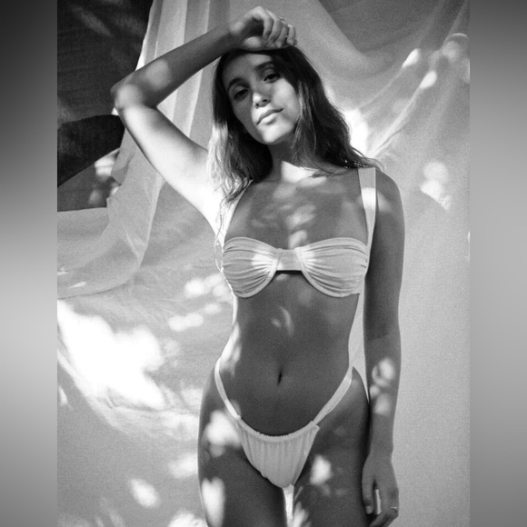 SOLD Belle The Label Bare Bikini Bottoms Cream High Cut Cheeky Strappy Large - Picture 4 of 9